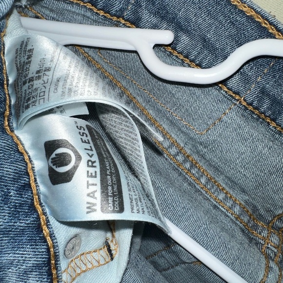 Levi’s jeans light blue. Size Men 28x30. Excellent condition. - Picture 5 of 7